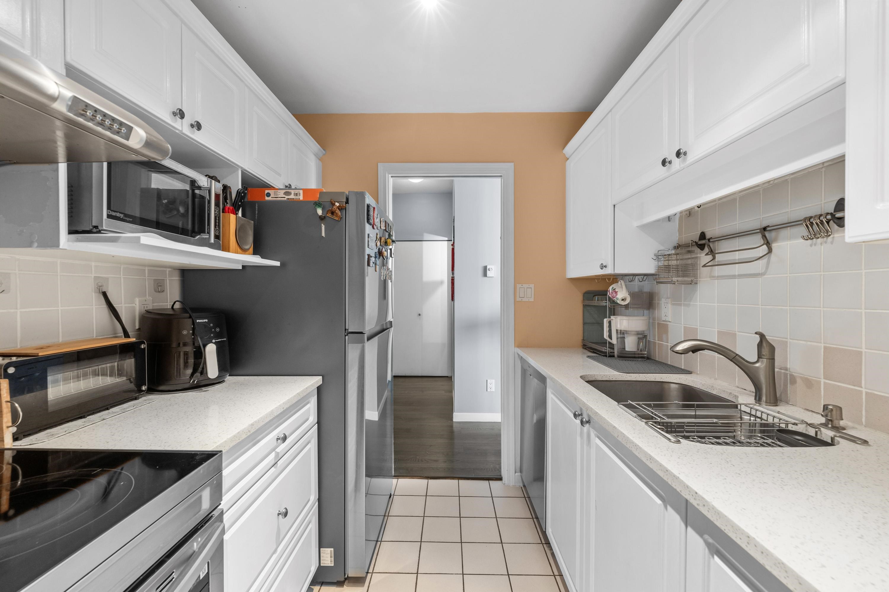 Additional image 6 of 1505-6838 Station Hill Drive, Burnaby, BC, V3N 5A4