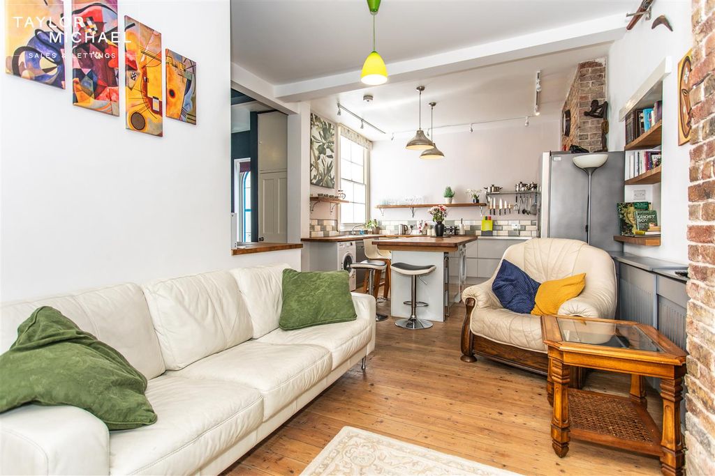 Additional image 7 of 4 bed flat to rentSt. Georges Road, Brighton BN2
