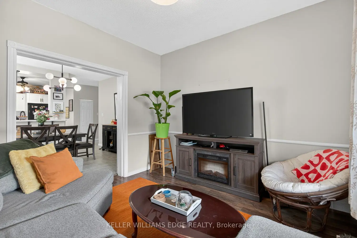 209 Glendale Avenue photo 3