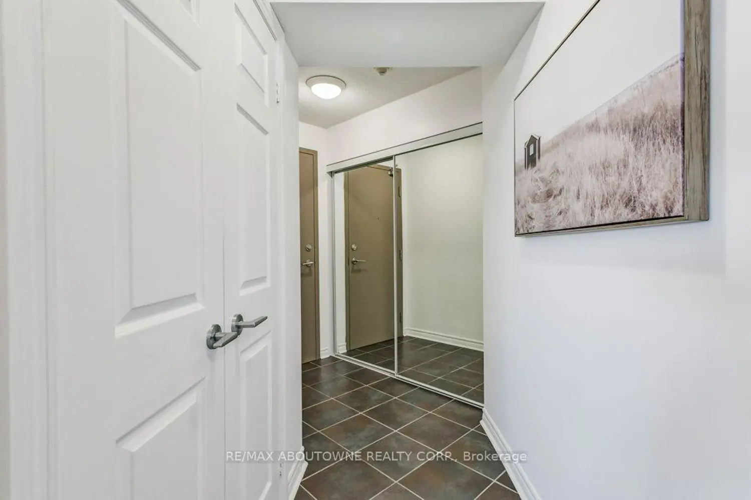 Additional image 3 of 2325 Central Park Drive 405