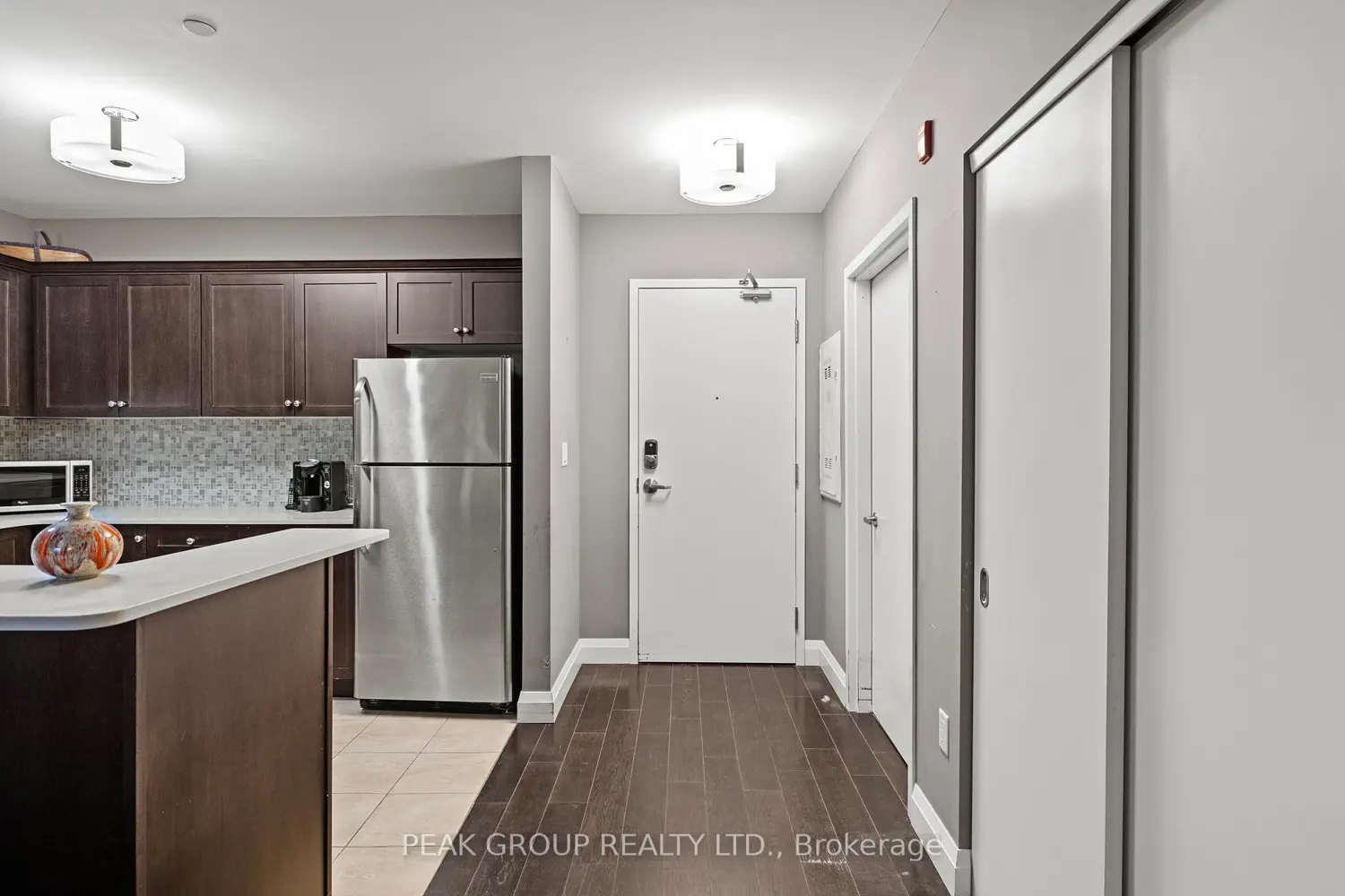 Additional image 3 of 26 Wellington Street 106