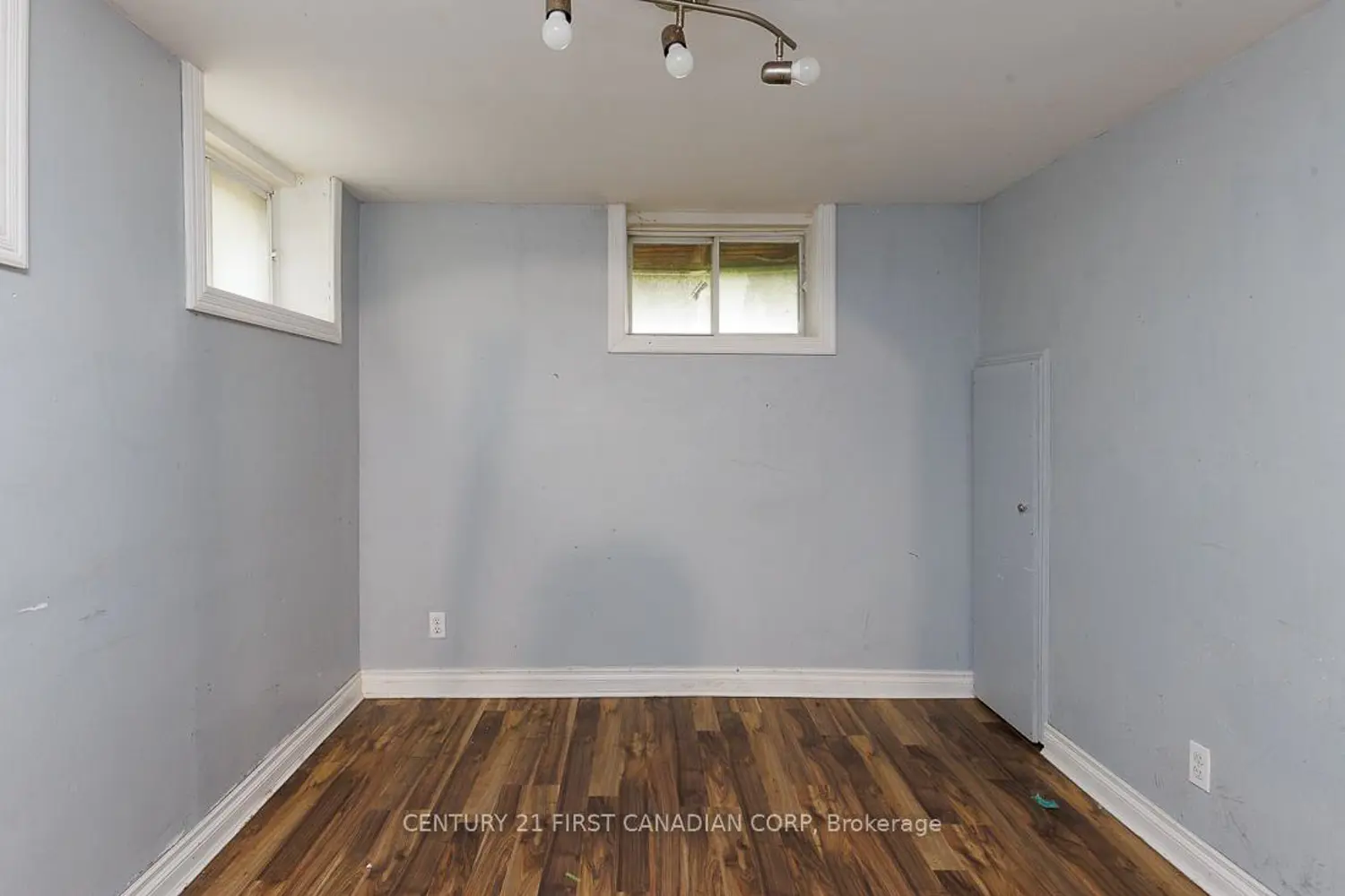 Additional image 9 of 1185 Albany Street