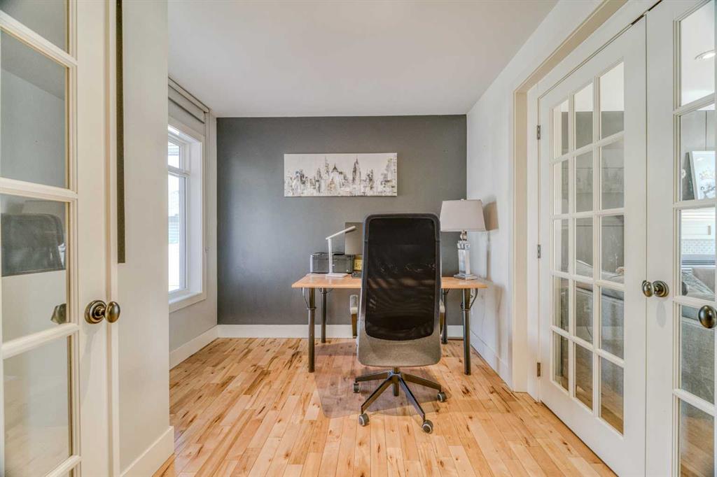 Additional image 6 of 100 Royal Birch Crescent NW, Calgary, AB, T3G 5N8