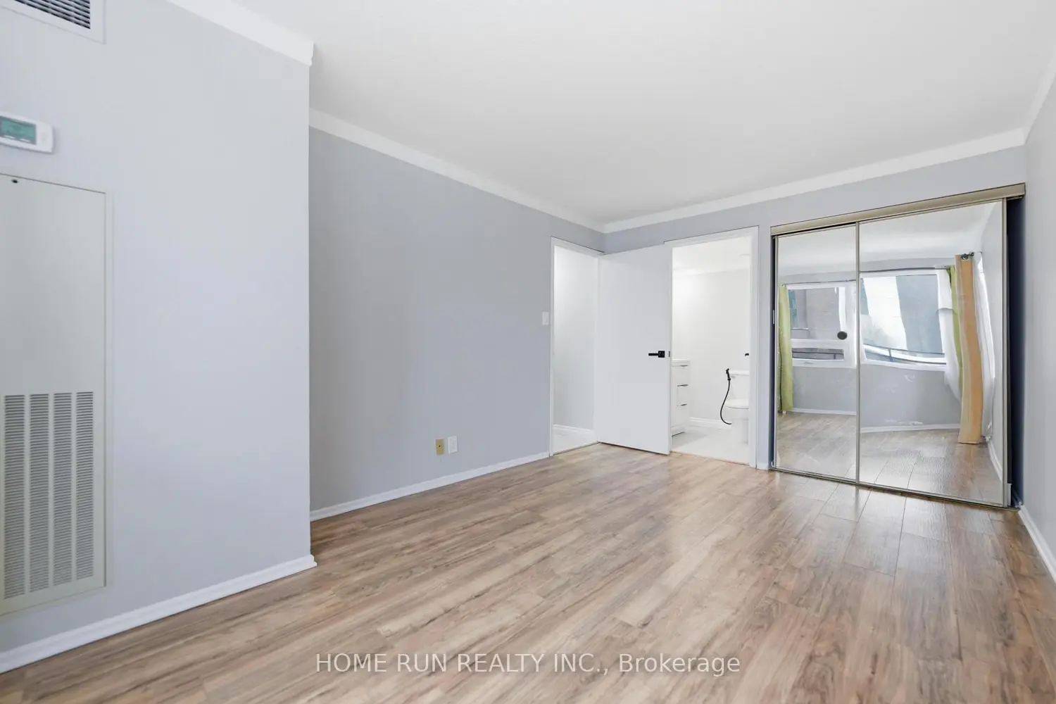 Additional image 11 of 151 Bay Street 104