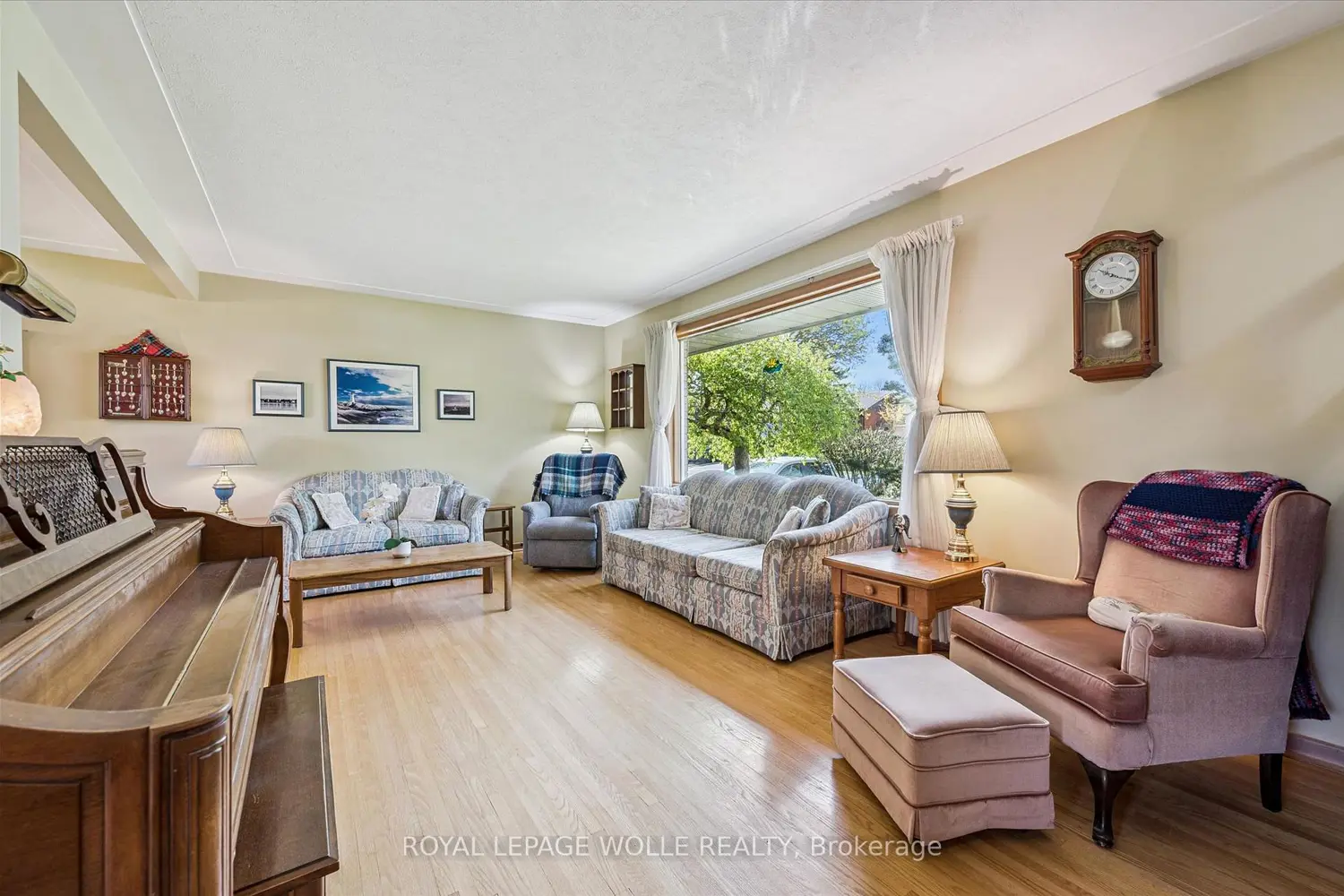Additional image 7 of 39 Charlotte Crescent