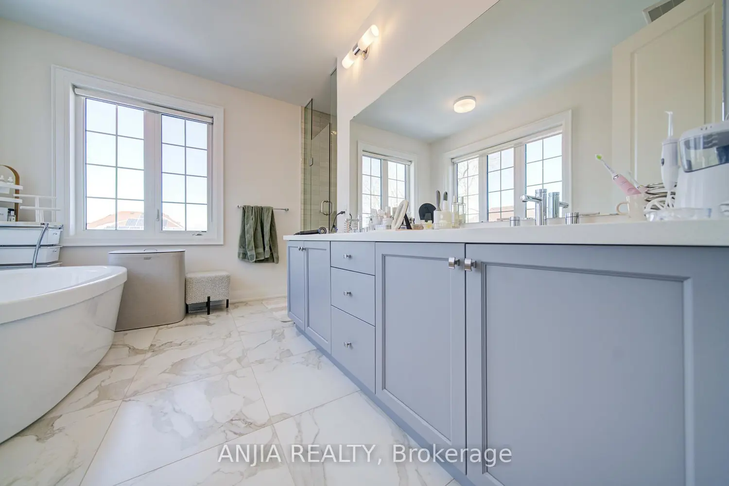 Additional image 14 of 5158 16Th Avenue