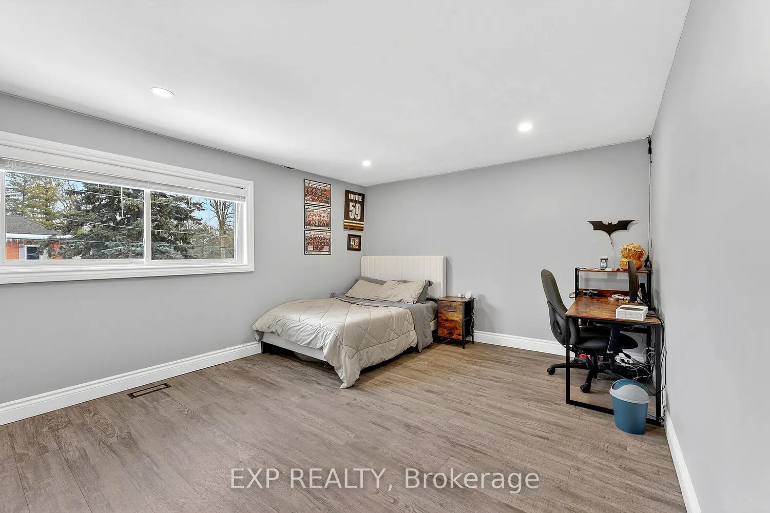 Additional image 14 of 266 Bleecker Avenue