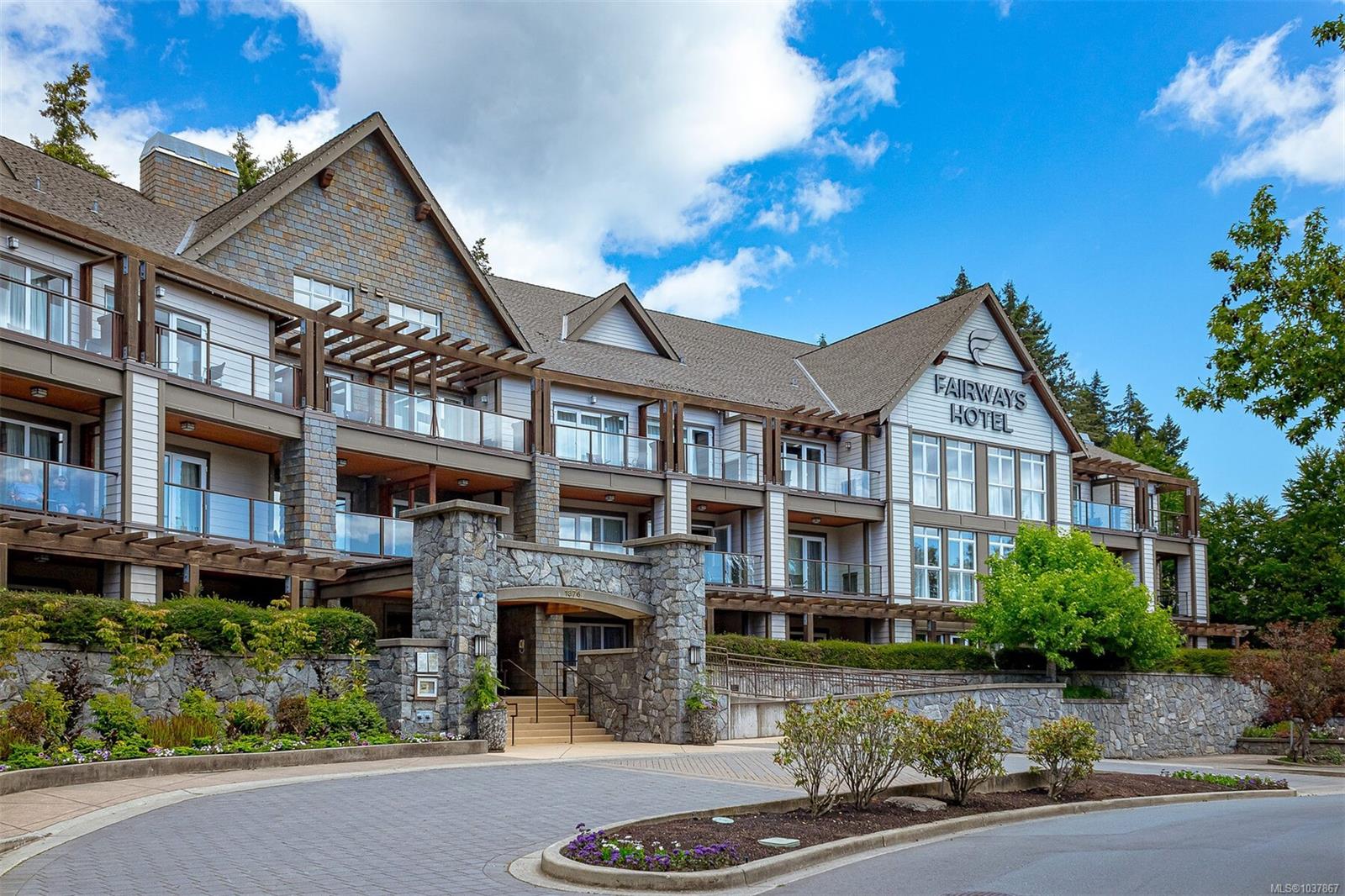 113/115 D-1376 Lynburne Place, Langford, BC, V9B 6S1