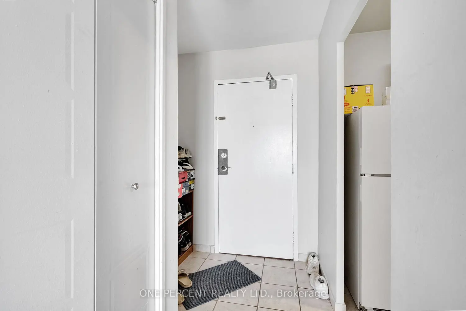 Additional image 10 of 563 Mornington Avenue 1002