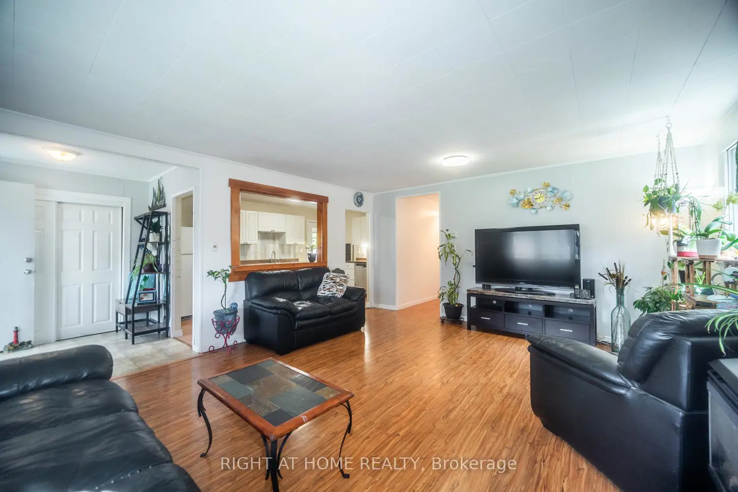 Additional image 3 of 1007 Ferrier Avenue