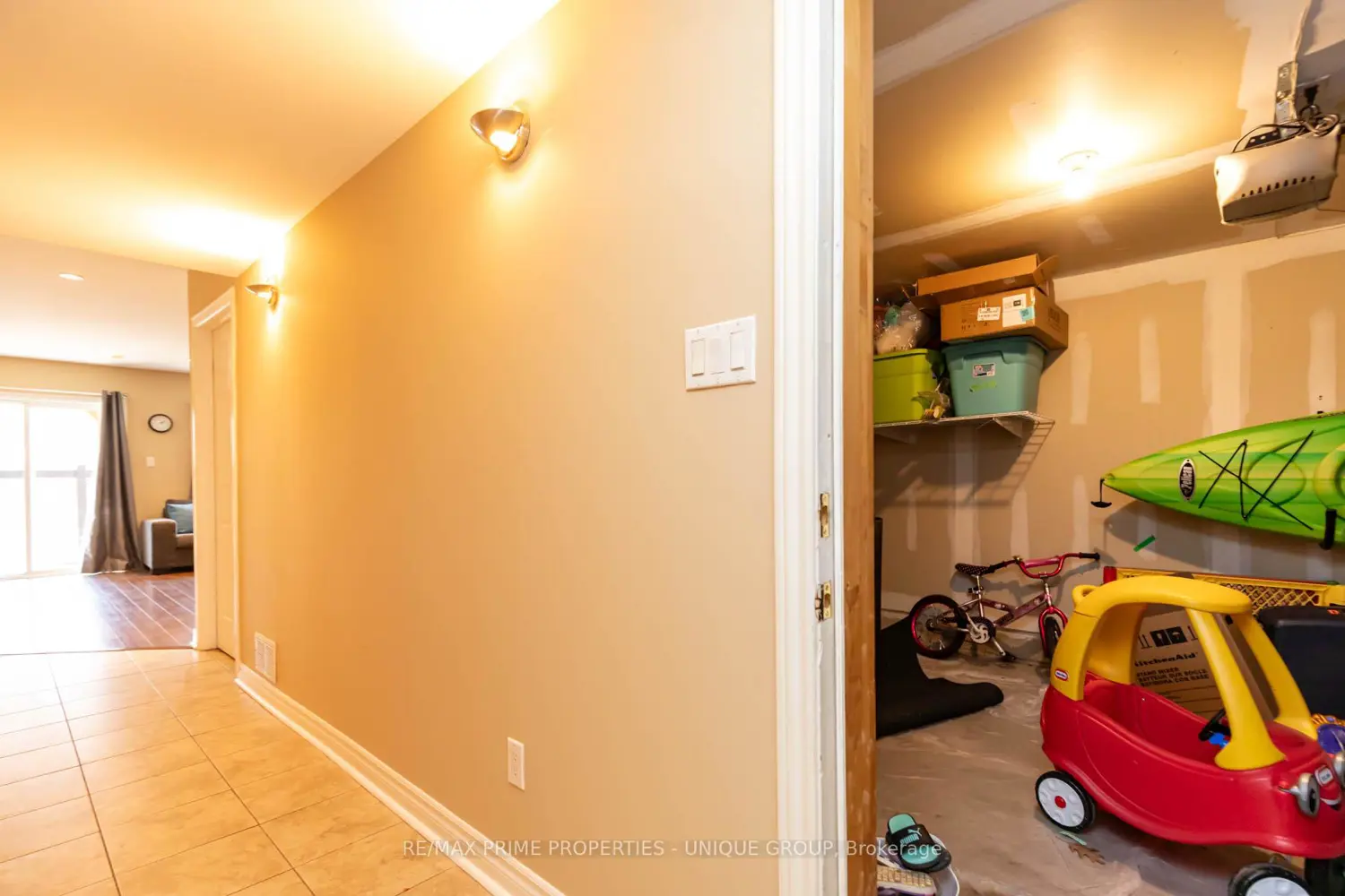 Additional image 12 of 1130 Cawthra Road 10
