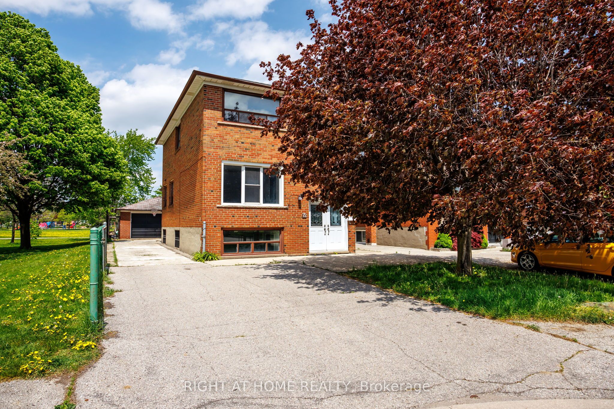 72 Katherine Road, Toronto, ON, M3K 1J4