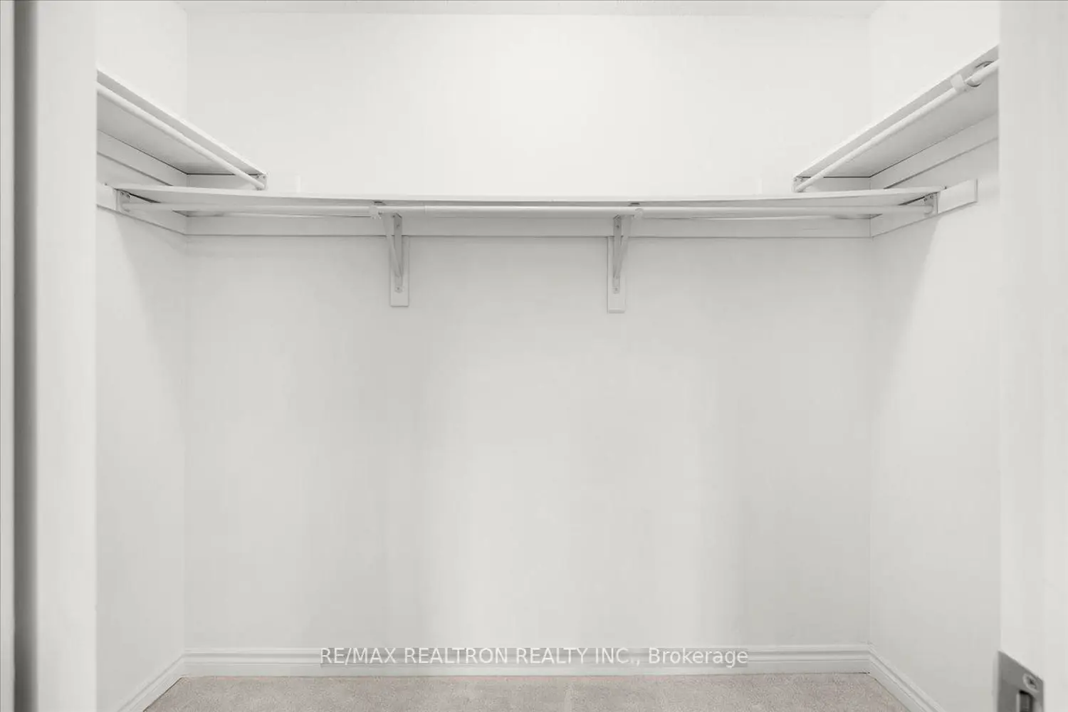 Additional image 15 of 8 Eaton Park Lane 17