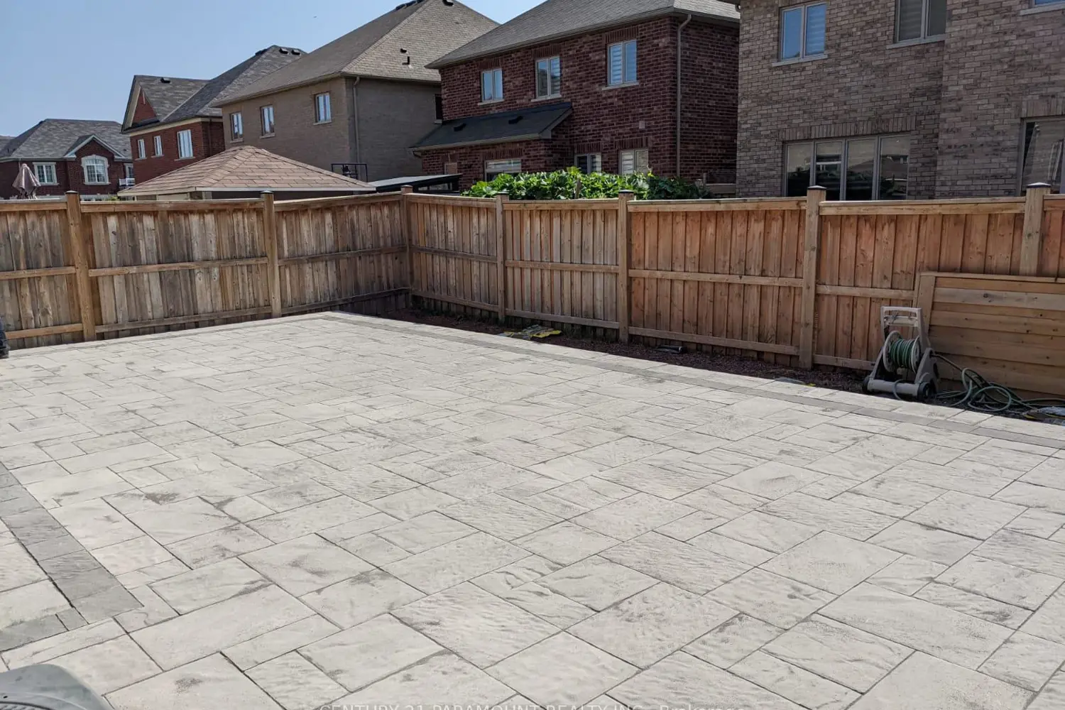 Additional image 12 of 563 Dougall Avenue