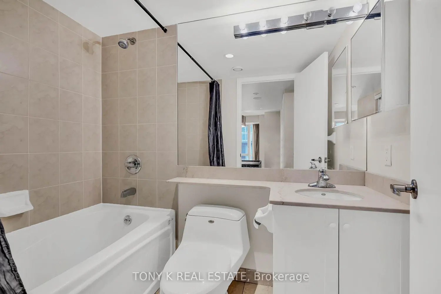 Additional image 6 of 210 Victoria Street 2113