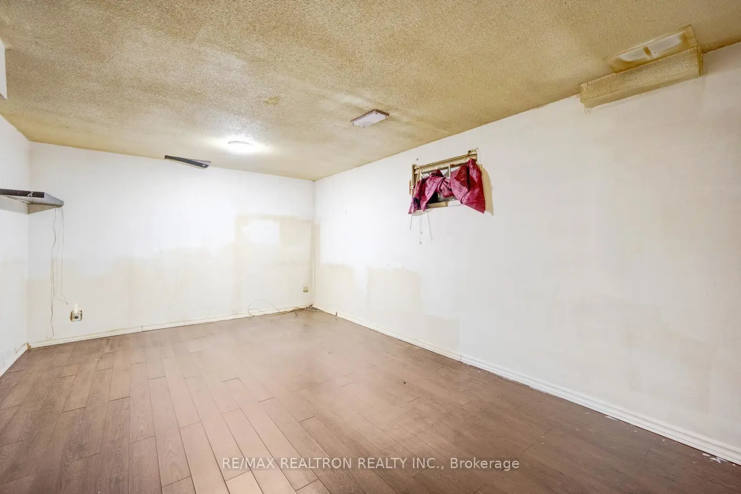Additional image 16 of 250 John Garland Boulevard 106