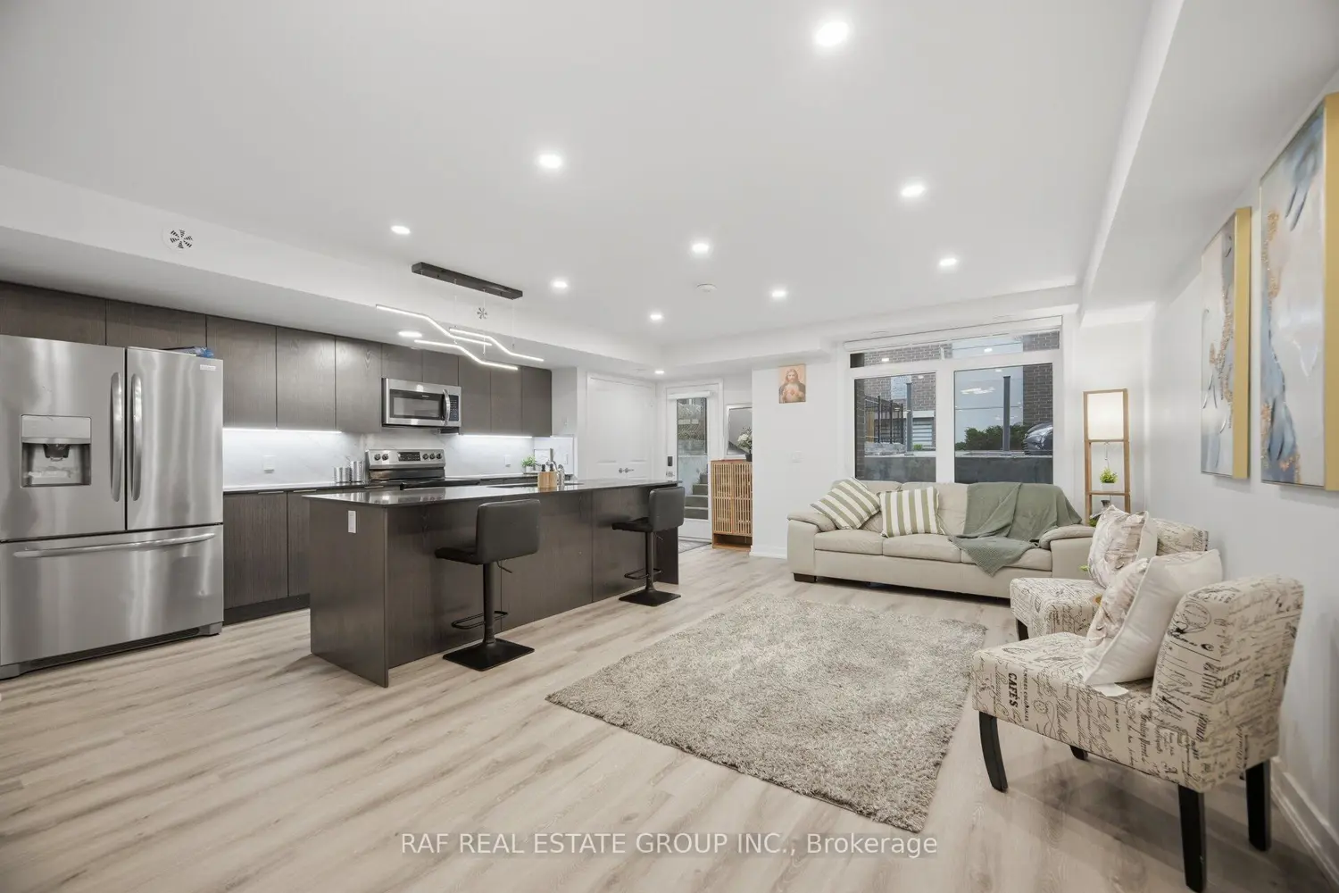 Additional image 8 of 3058 Sixth Line 105