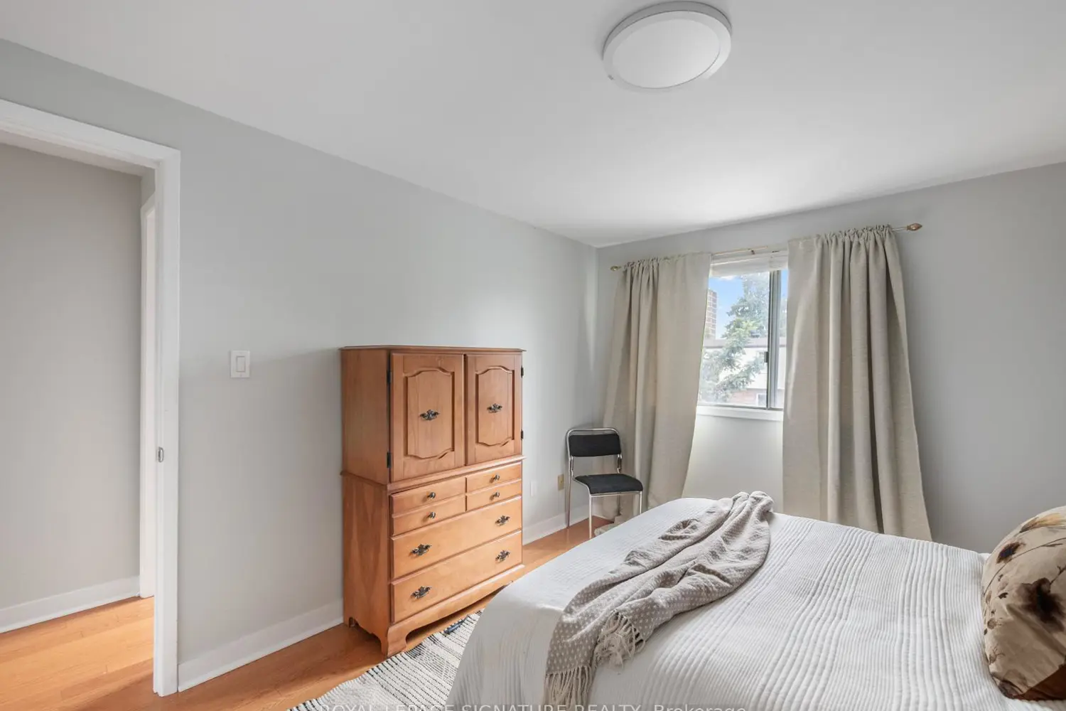 Additional image 10 of 3175 Kirwin Avenue 92