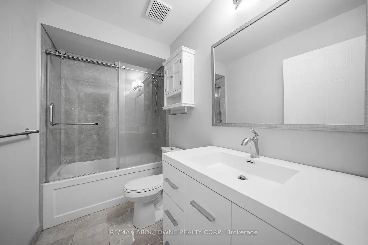 Additional image 8 of 5129 Boardwalk Drive