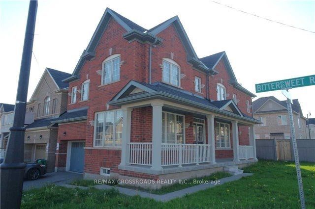 Lower-36 Kimborough Hollow, Brampton, ON, L6Y 0Z1