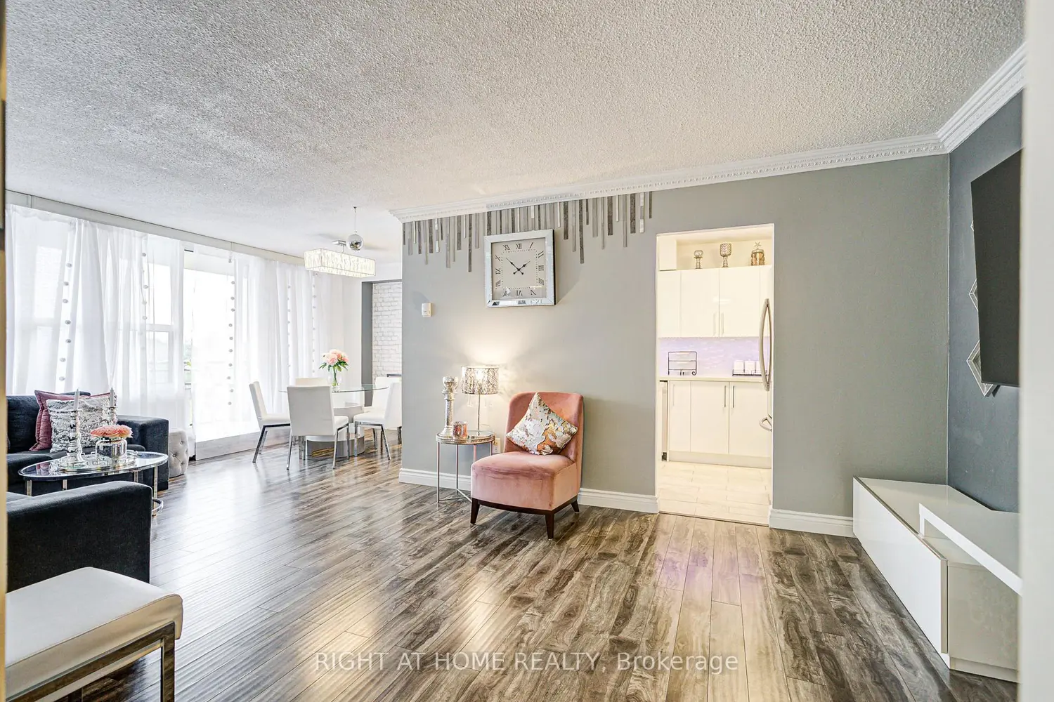 Additional image 4 of 180 Dudley Avenue 607