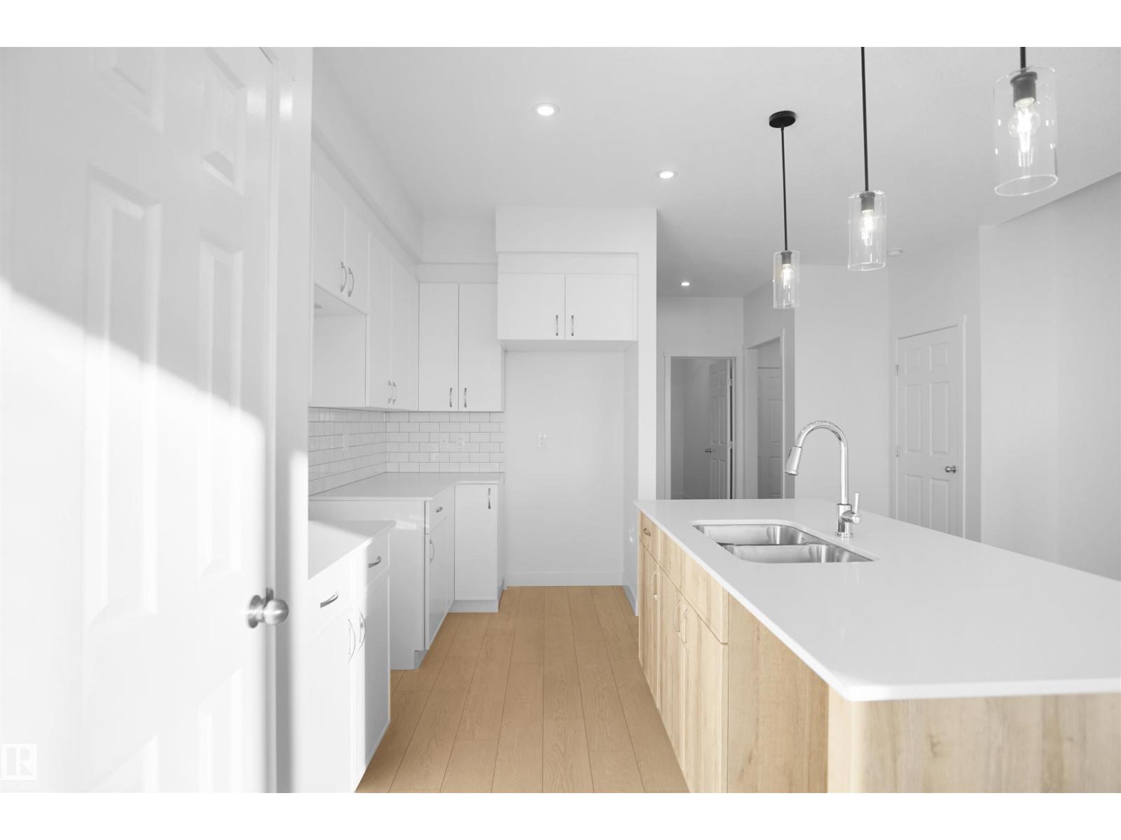 Additional image 4 of 30 Nerine Crescent, St. Albert, AB, T8N7Z7