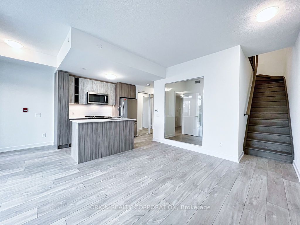 Additional image 5 of 131-251 Manitoba Street, Toronto, ON, M8Y 1C9