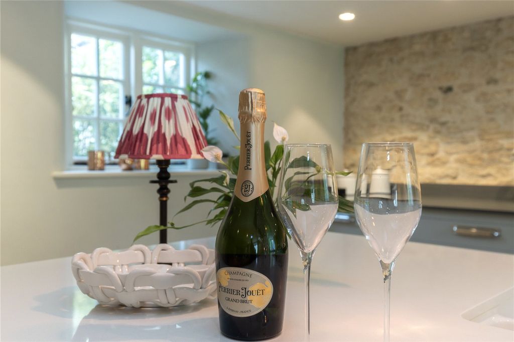 Additional image 7 of 3 bed semi-detached house to rentCowley, Cheltenham, Gloucestershire GL53