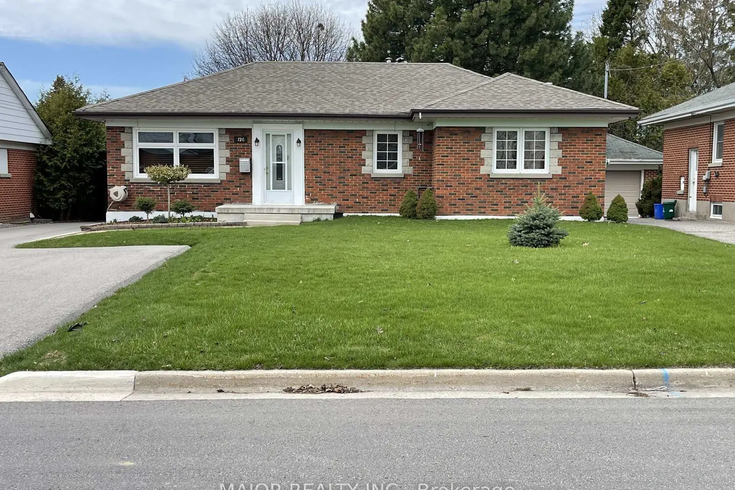 726 Bessborough Drive