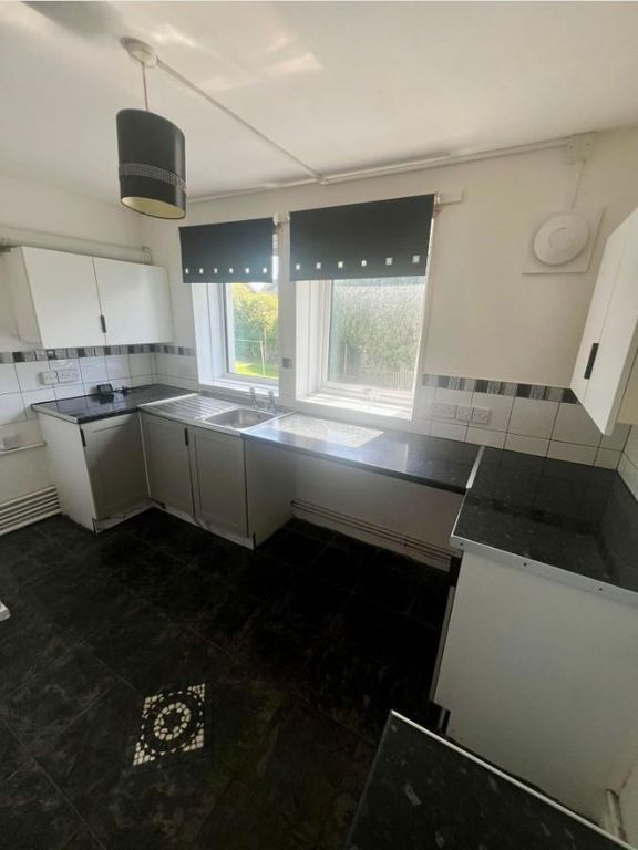 2 bed flat to rentHunderton Road, Hereford HR2