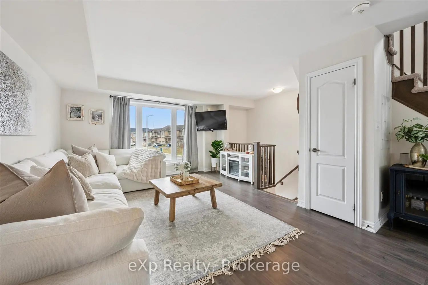 238 Law Drive photo 5