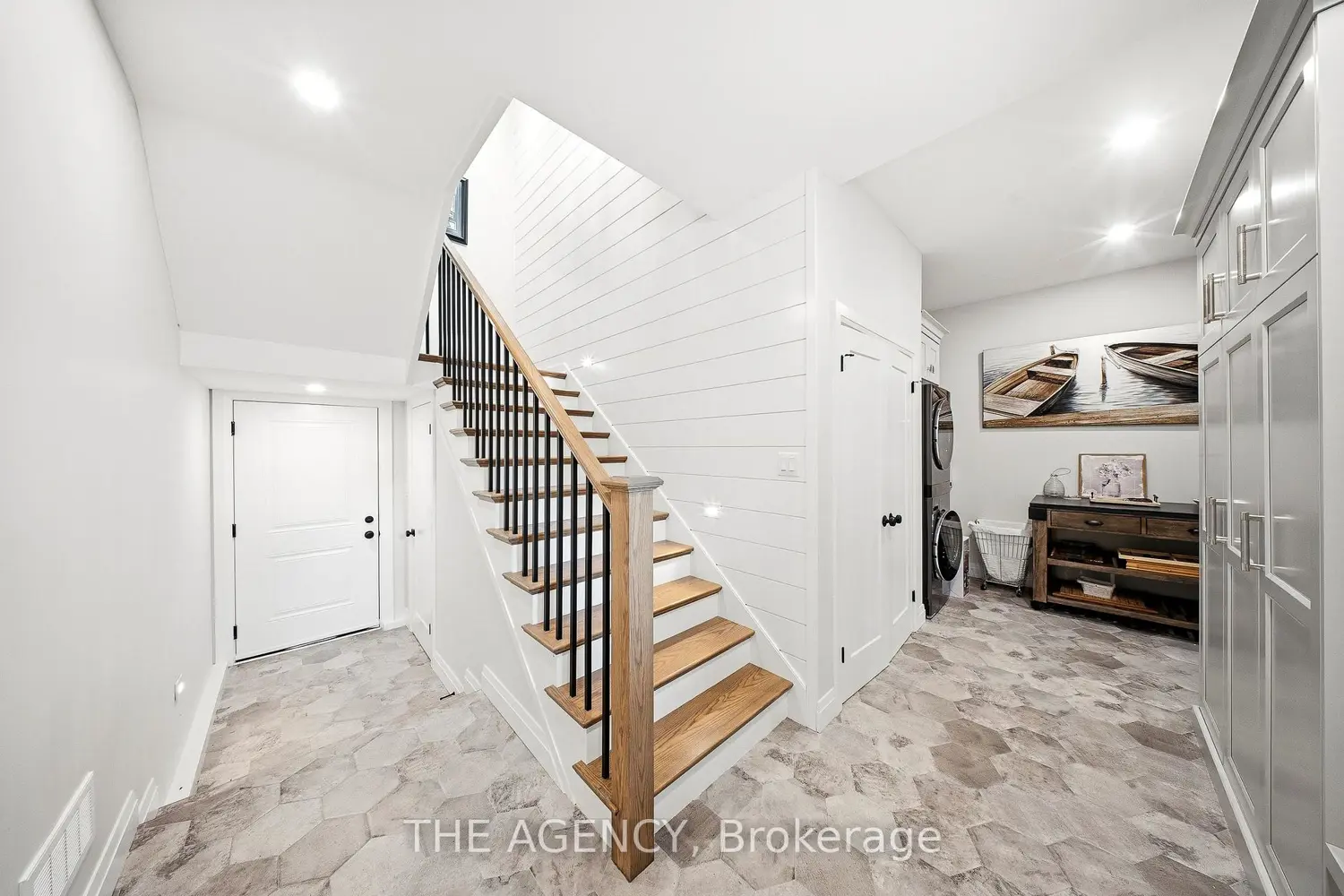 Additional image 9 of 464 Edith Cavell Boulevard