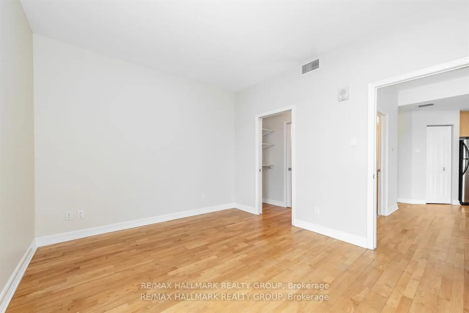 Additional image 6 of 1227 Wellington Street 702