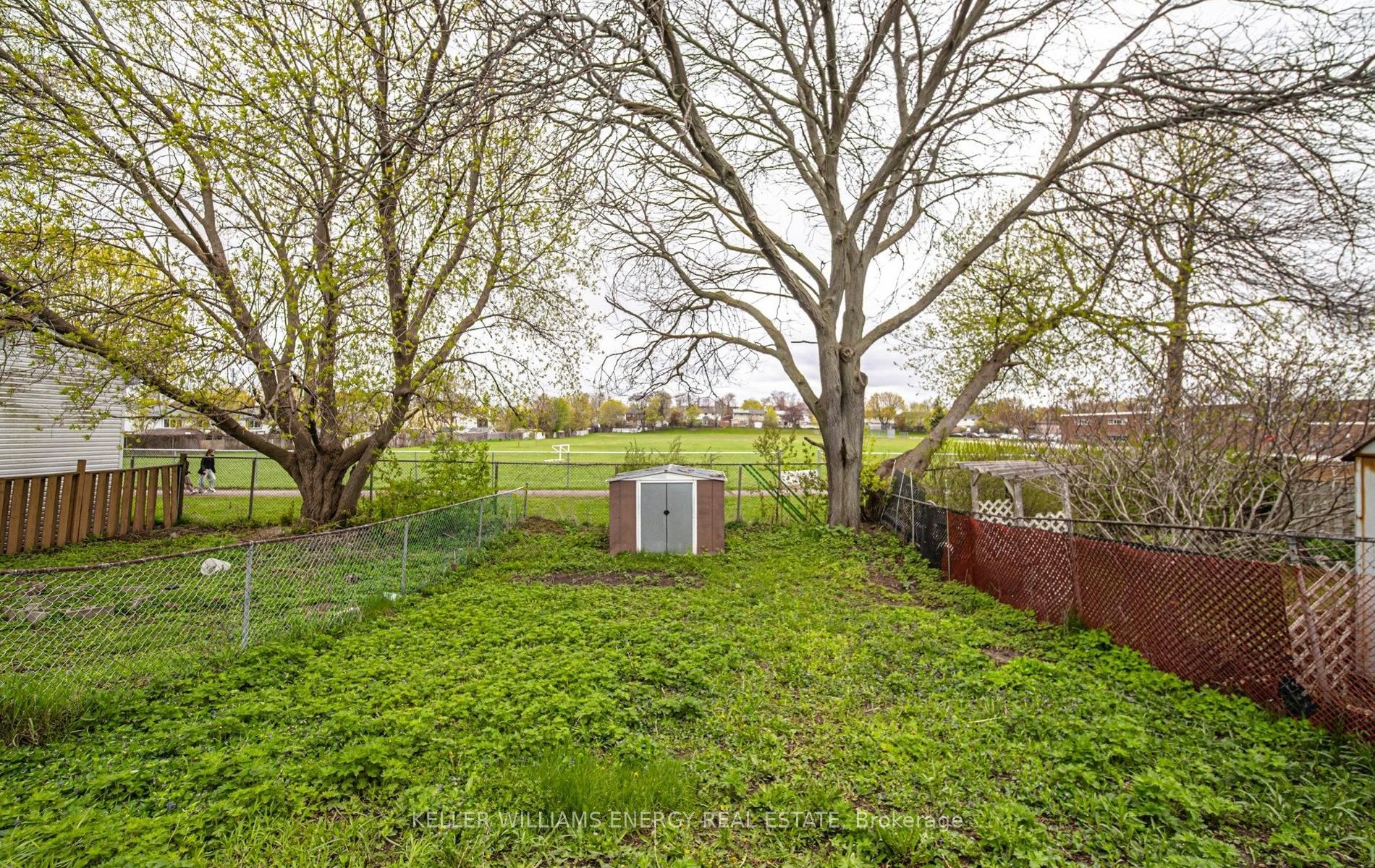 Additional image 4 of 251 Kinmount Crescent, Oshawa, ON, L1J 3T8