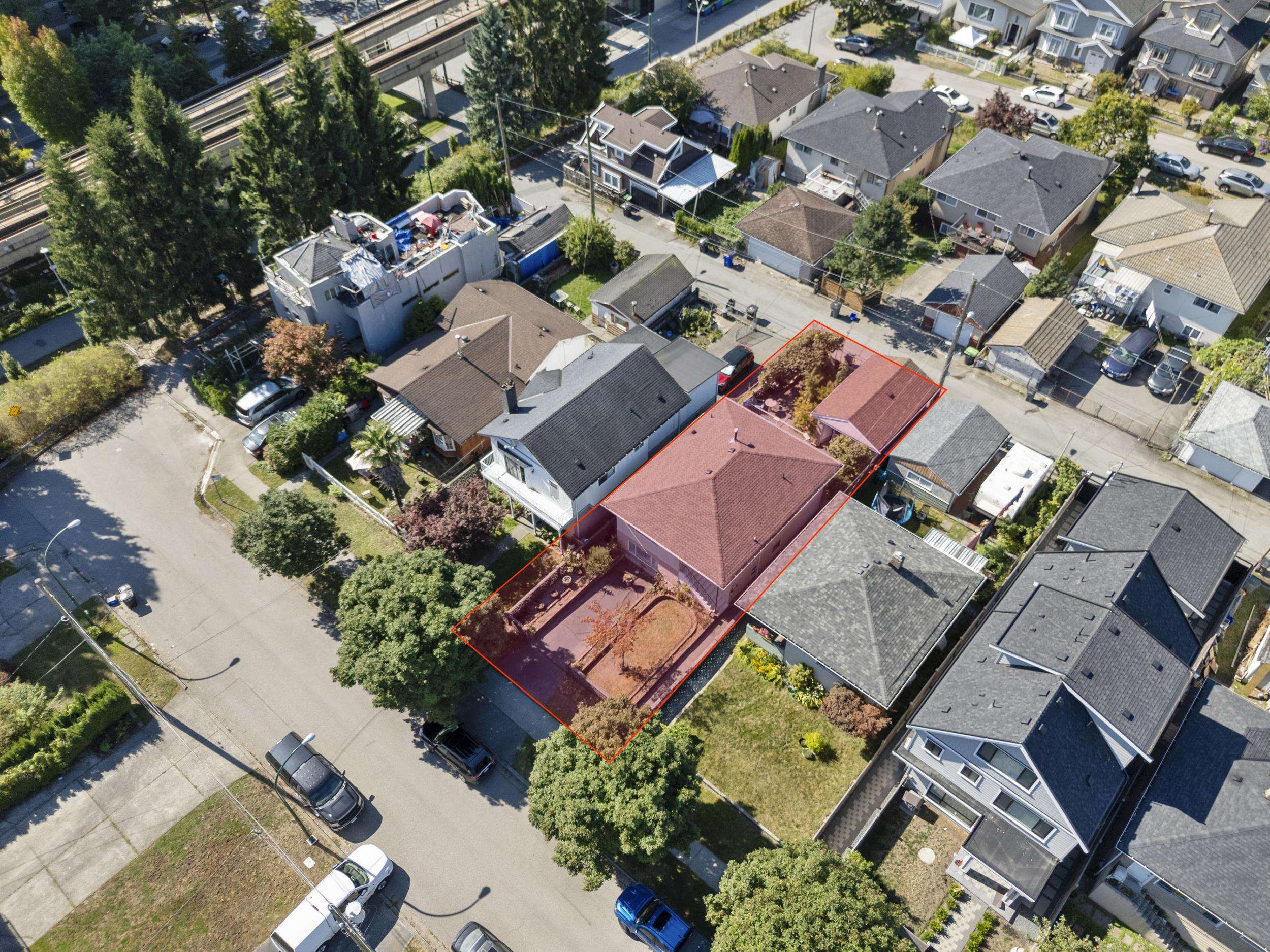 5131 Ann Street, Vancouver, BC, V5R 4J8
