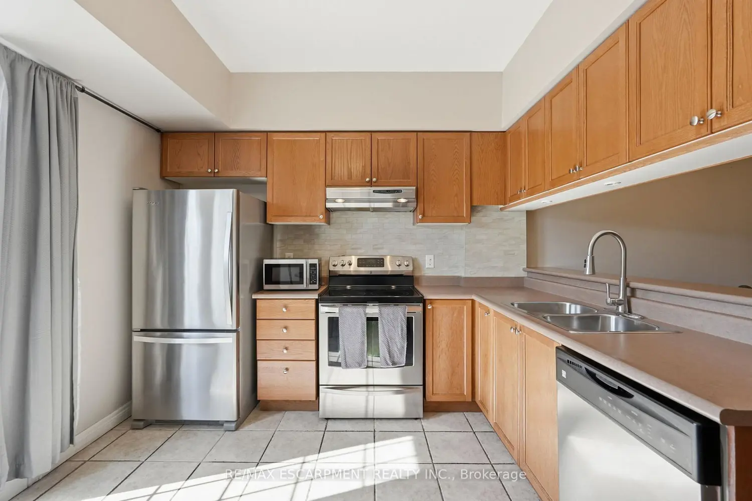 Additional image 10 of 4006 Kilmer Drive 407