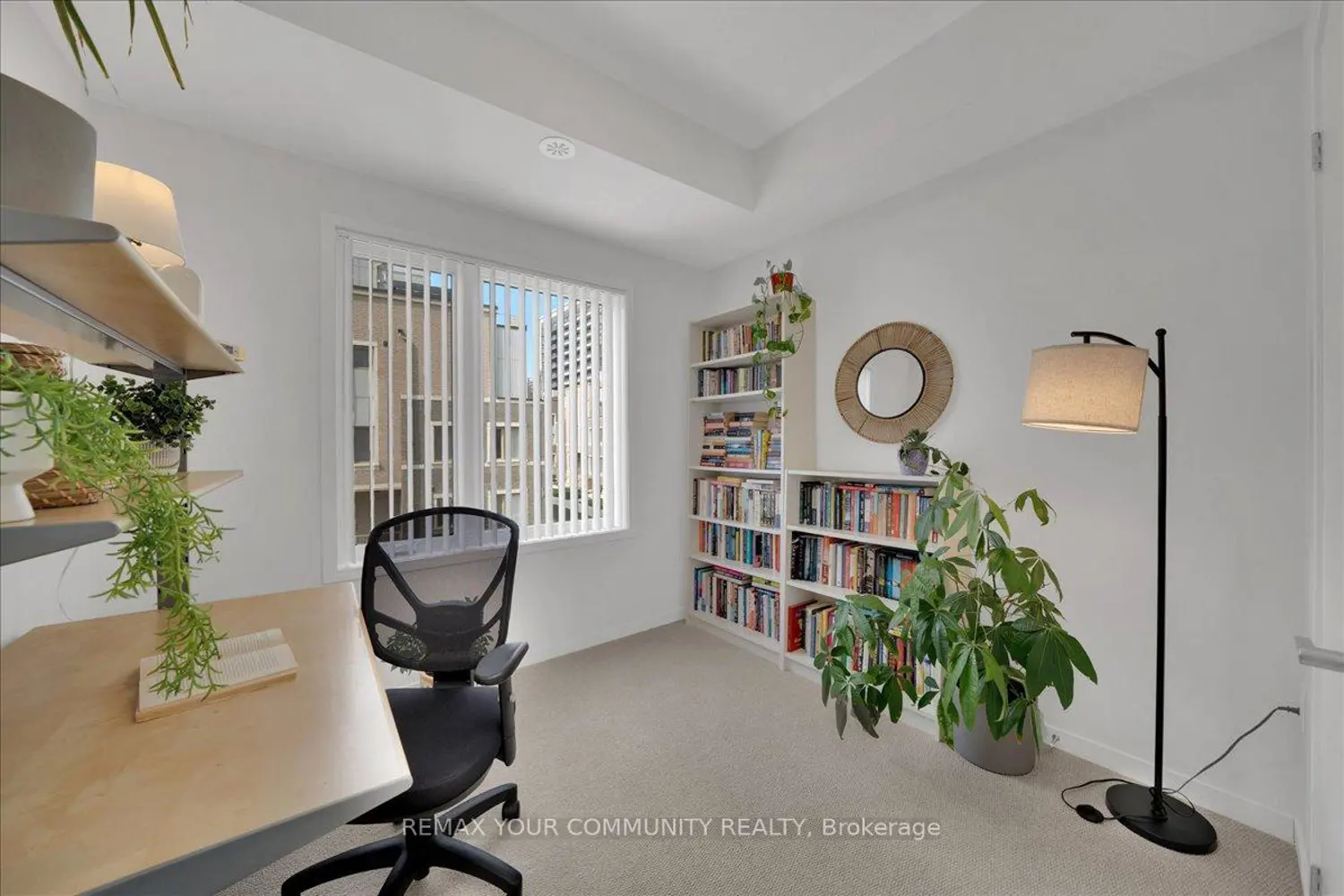 Additional image 11 of 130 Honeycrisp Crescent 311