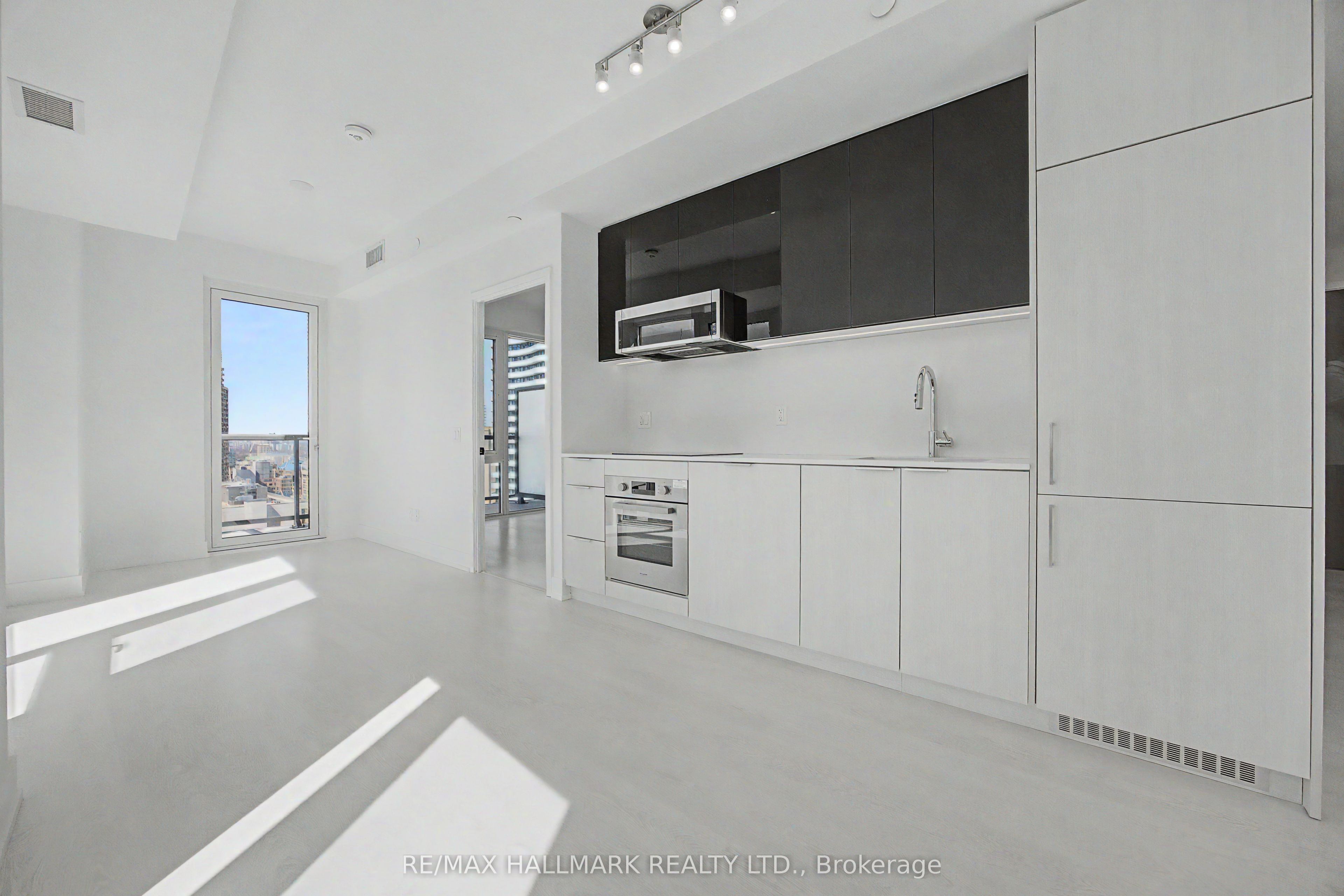 Additional image 4 of 2703-308 Jarvis Street, Toronto, ON, M5B 0E3