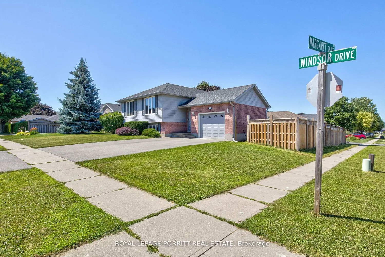 55 Windsor Drive photo 2