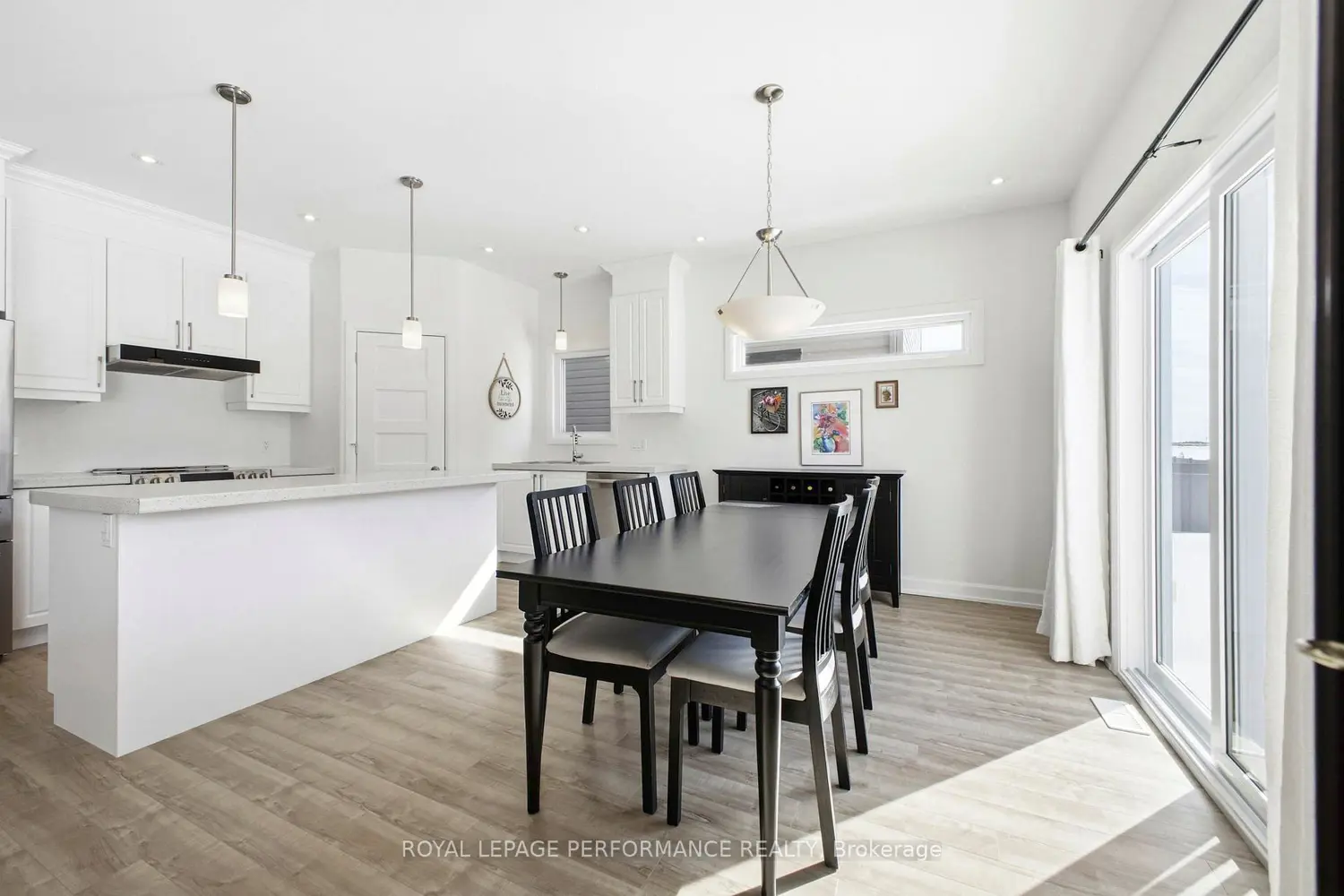Additional image 2 of 934 Chablis Crescent