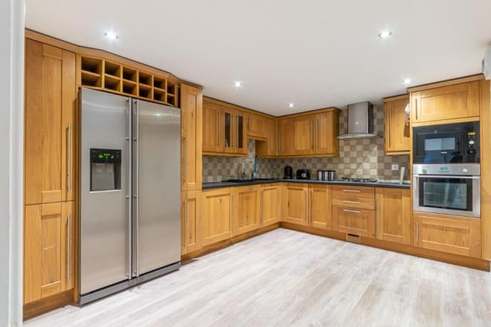 Additional image 2 of 5 bed flat to rentInveresk Road, Musselburgh EH21