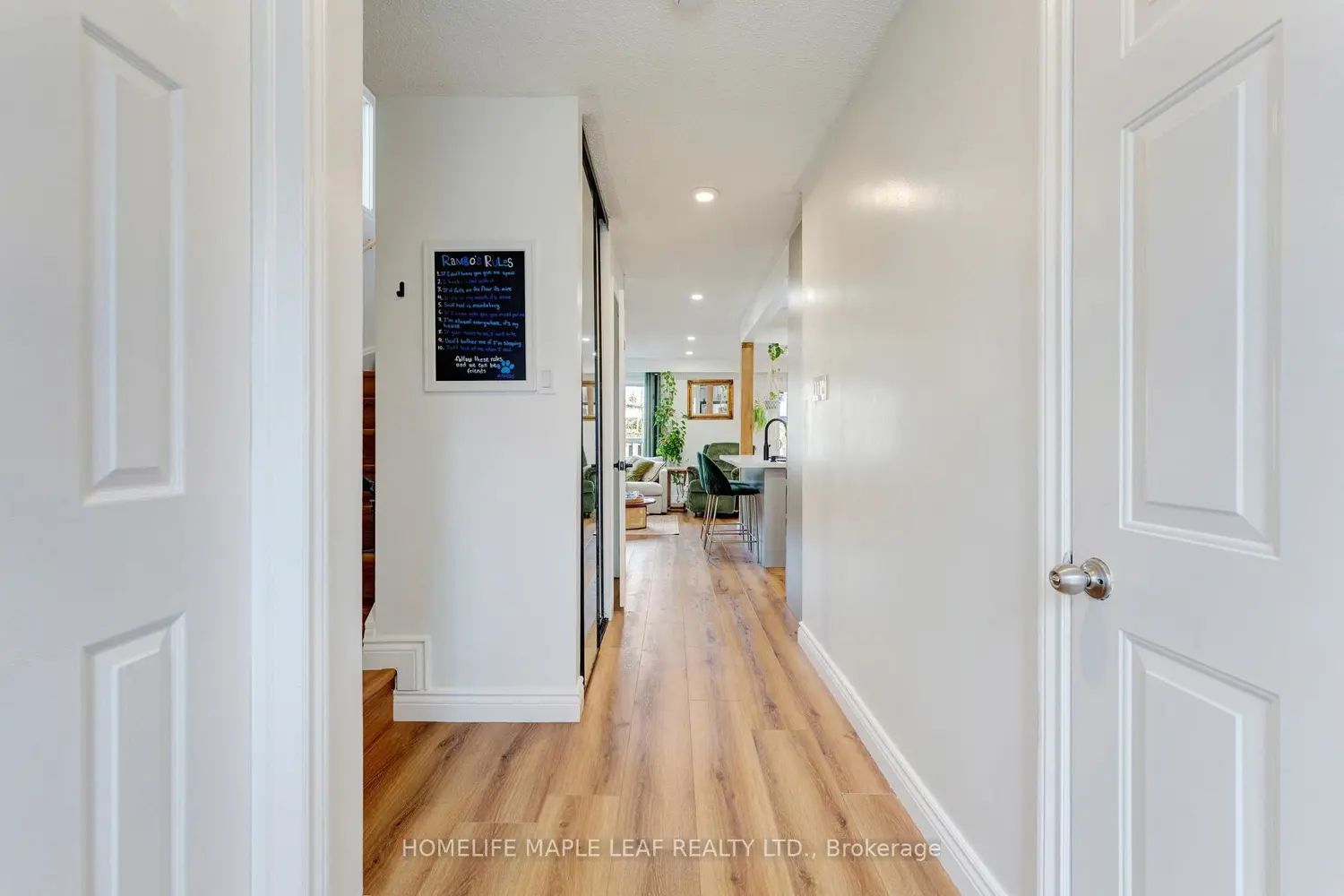 121 Falconer Drive 6 photo 3