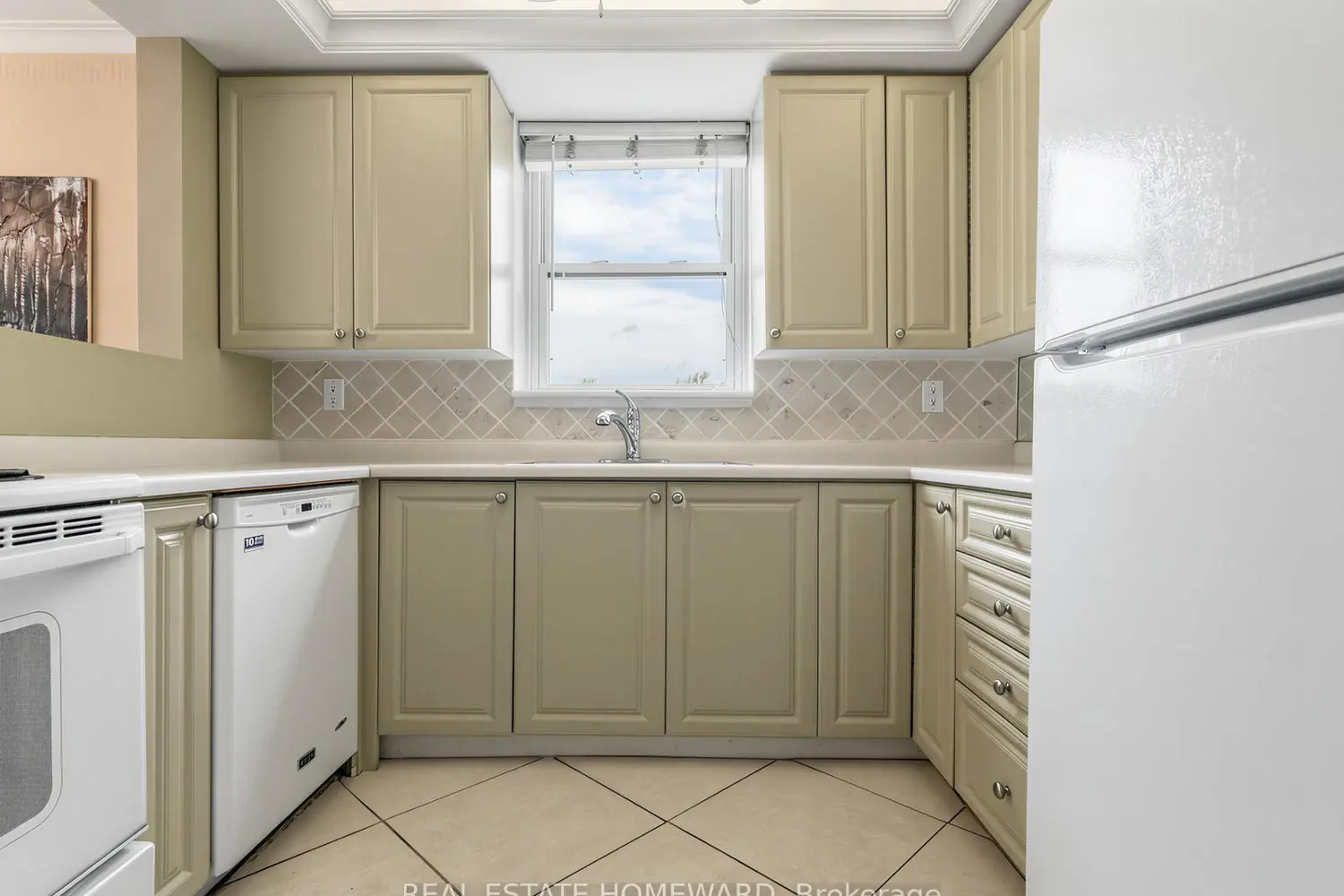 Additional image 10 of 30 Elm Avenue 309