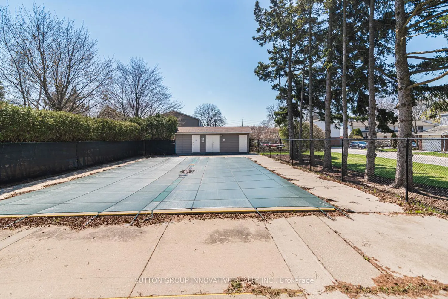 Additional image 16 of 457 Woodview Road 4
