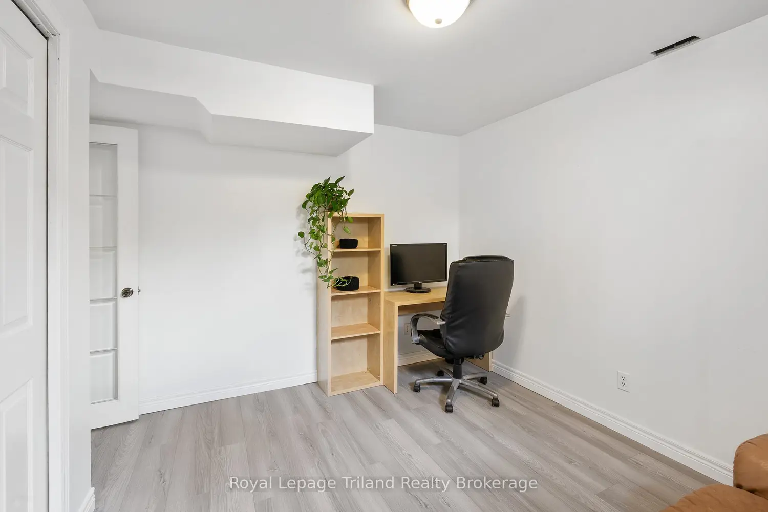 Additional image 8 of 204 Falcon Drive
