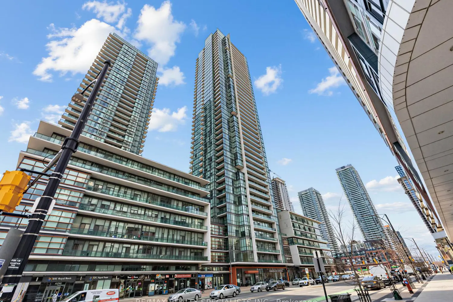 4070 Confederation Parkway 1507