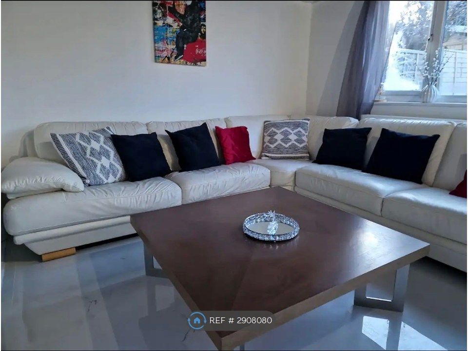 Additional image 3 of 4 bed terraced house to rentPrinces Road, Dartford DA2