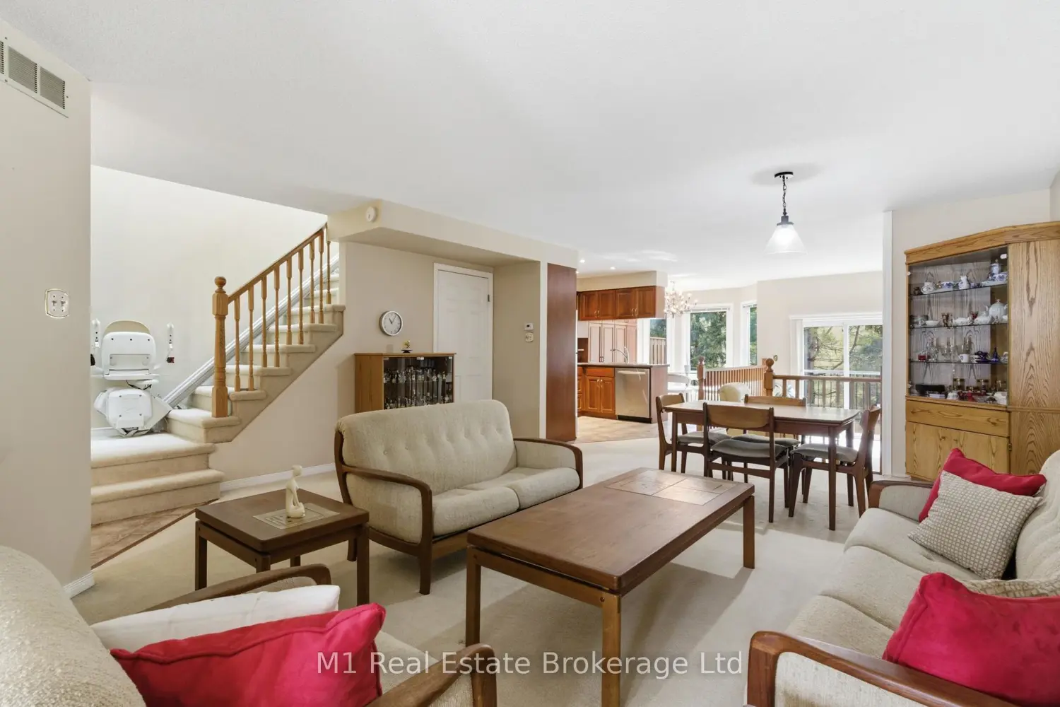 5 Marilyn Drive photo 3