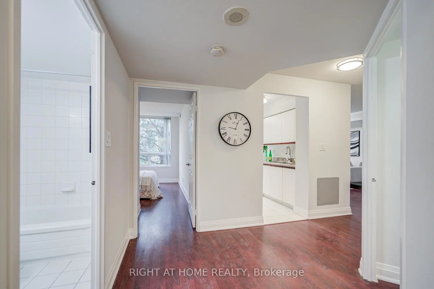 Additional image 4 of 35 Empress Avenue 207