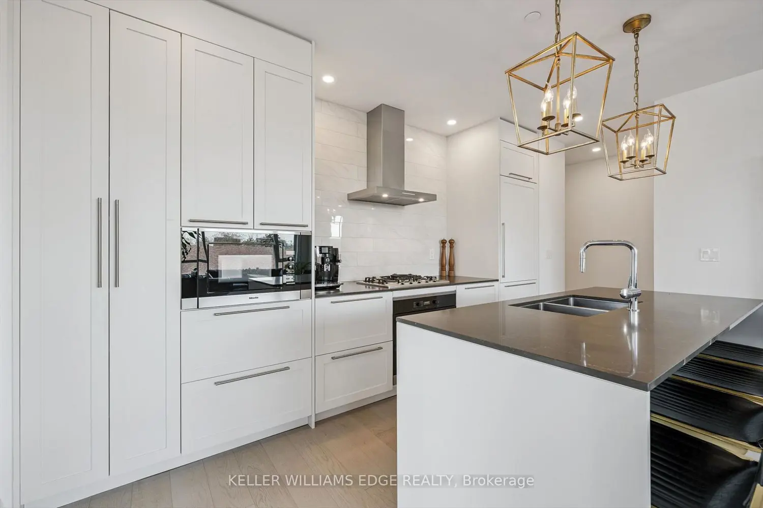 Additional image 7 of 1441 Elgin Street 405